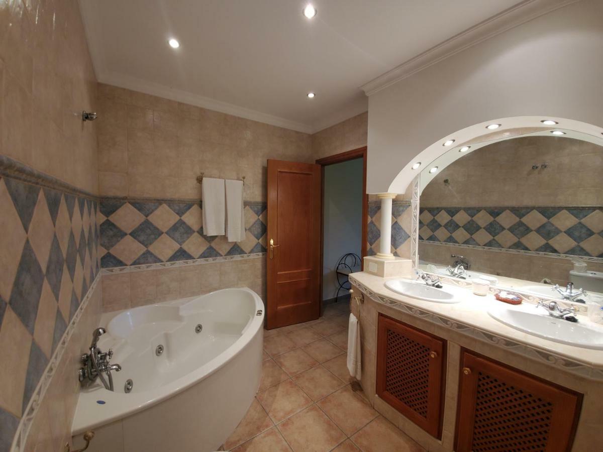 Hotel Arco Del Sol Colmenar Dış mekan fotoğraf